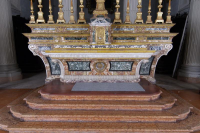 altare_maggiore_200_200.png 