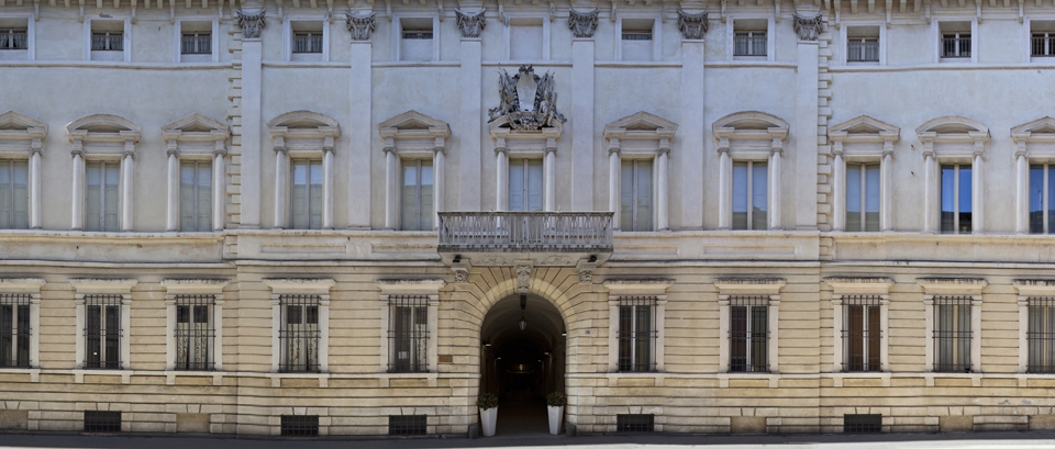 Gessi_1_facciata_200_2001.png  Gessi_1_facciata_200_2001.png